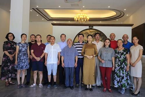 中俄美文化藝術民間交流活動在江西蓮廬山莊舉辦